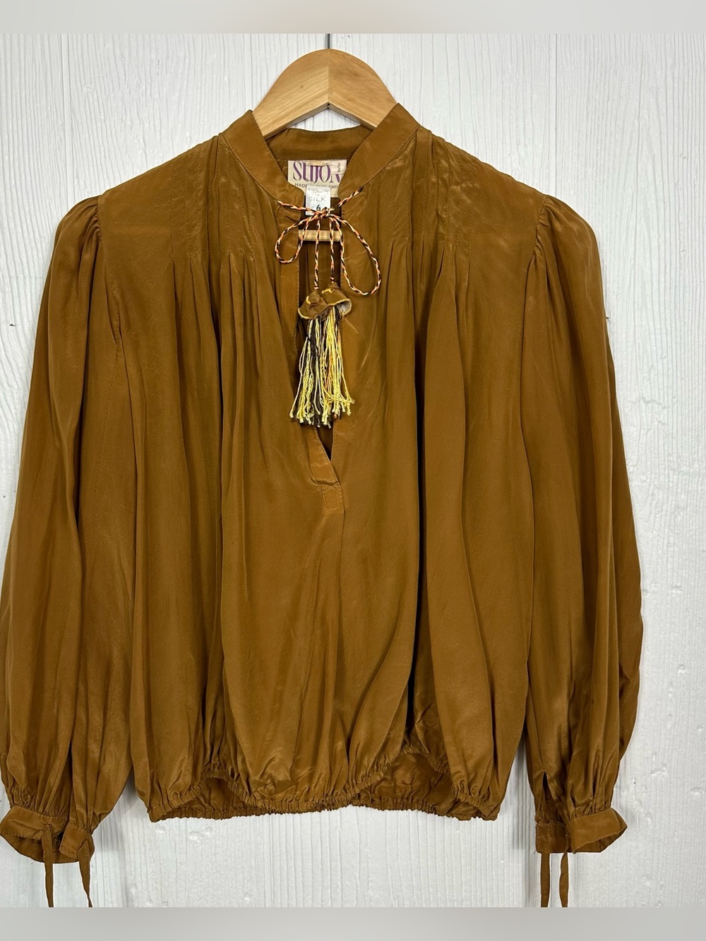 Deadstock Vintage 70's SUJON England 100% Silk Tan Puff Sleeve Blouse
 6